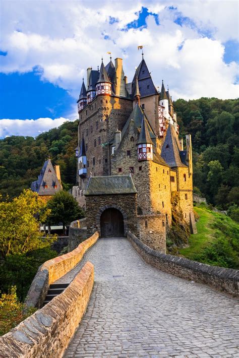 betcastle|Top 20 most beautiful castles in the World.
